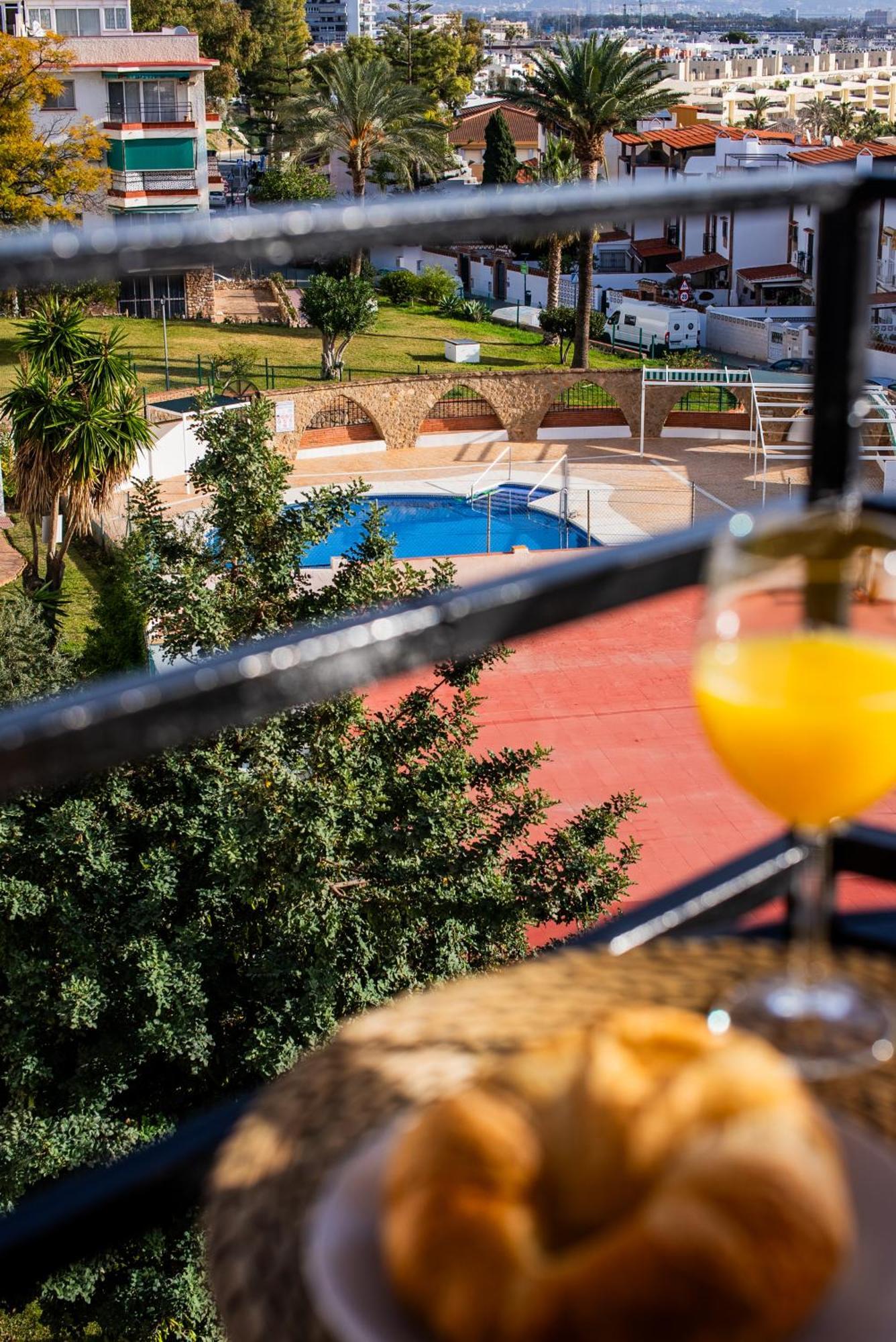 Oasis En Playamar Con Piscina Torremolinos Exterior foto